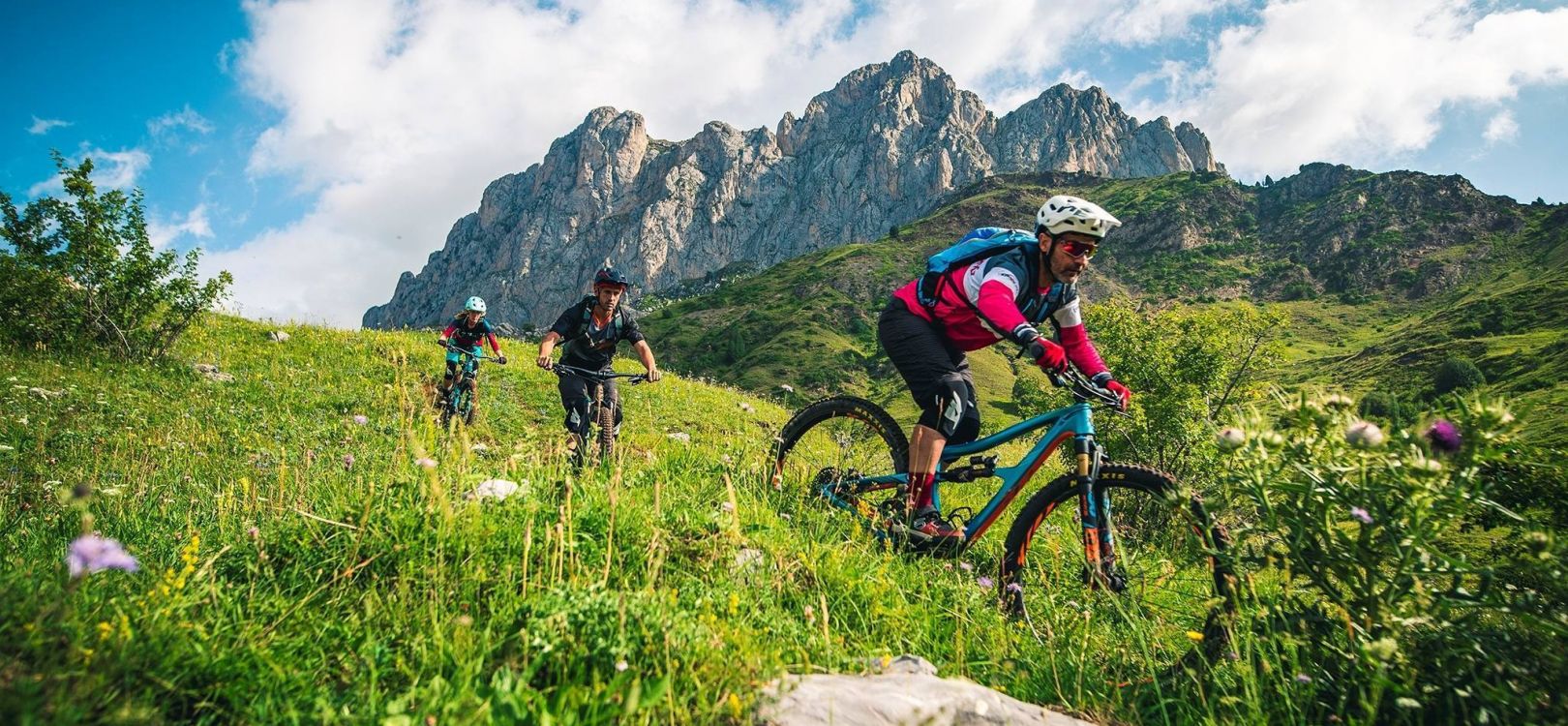 Best trails of the Spanish Pyrenees 